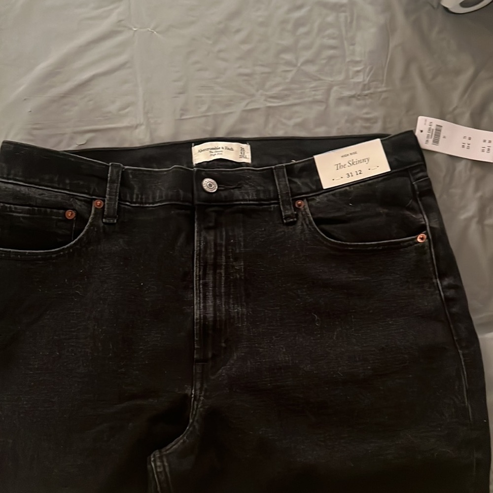 Black The Skinny High Rose Jeans - Picture 3 of 3